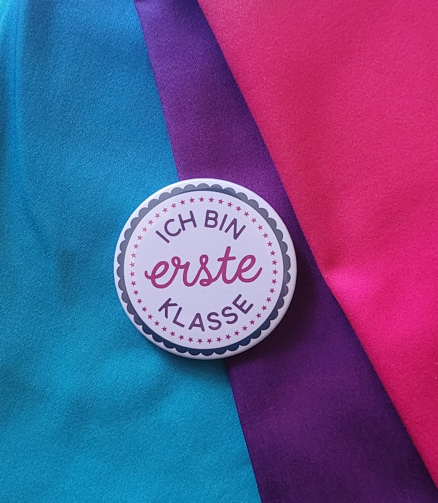 Button Anhänger in Farben zum Ranzen