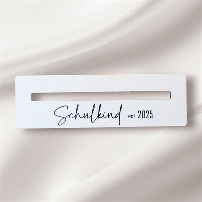 Lesehilfe aus Holz - Schulkind