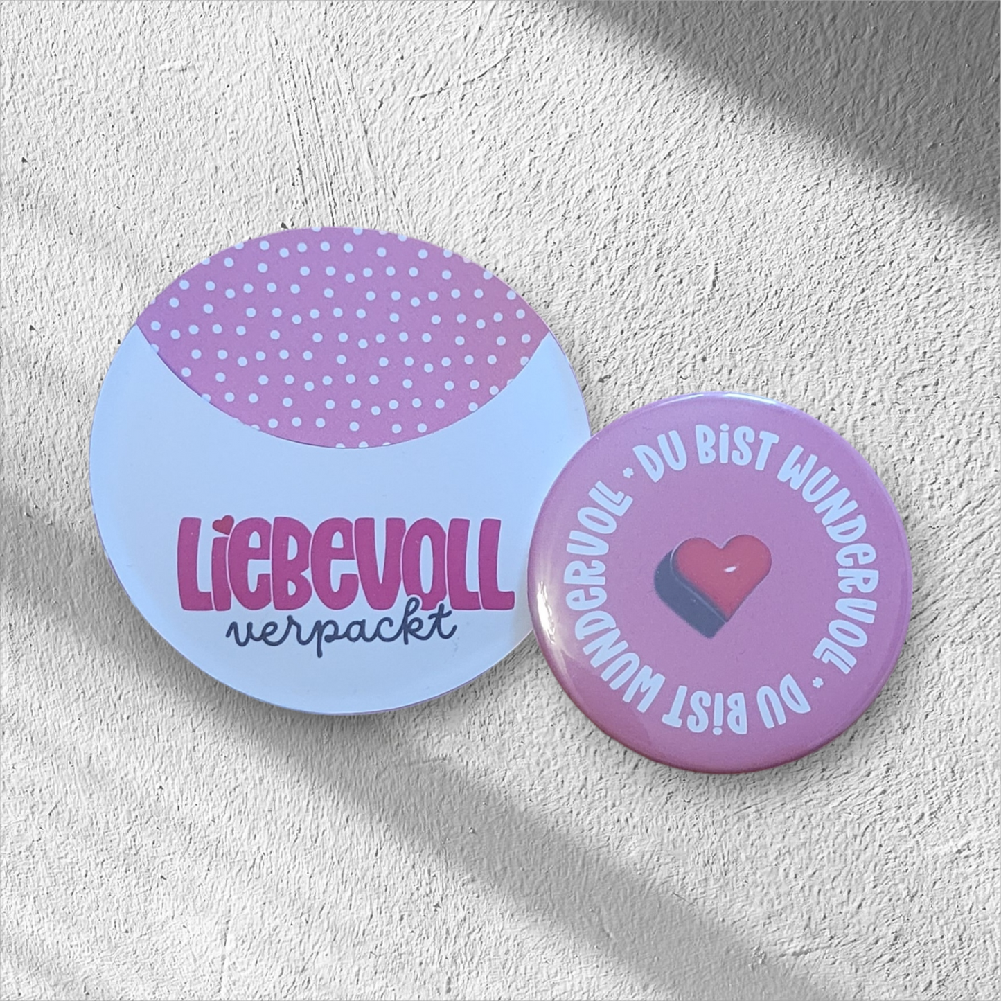 Statement Button Taschenspiegel